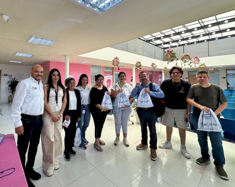 Delegación internacional conoció el modelo de atención integral para pacientes con cáncer de mama 